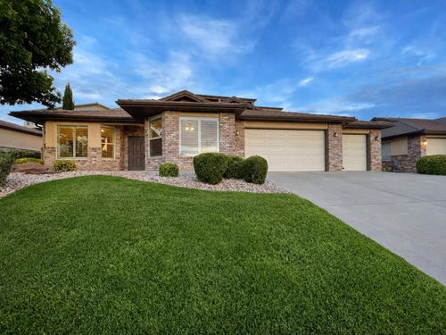 709 W Windsor Dr, St George, UT, 84770-6154 | Card Image