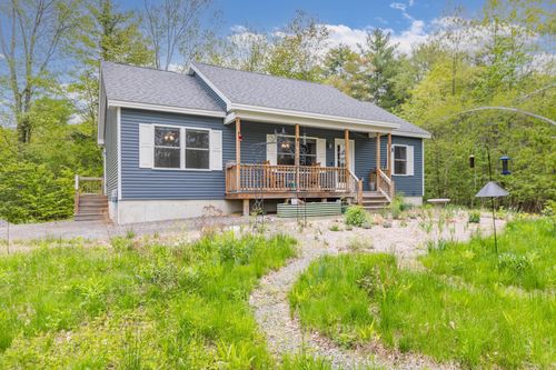 80 Hubbard Rd, Berwick, ME, 03901-2357 | Card Image