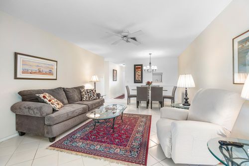 206-2102 Ne 1st Way, Boynton Beach, FL, 33435-2911 | Card Image