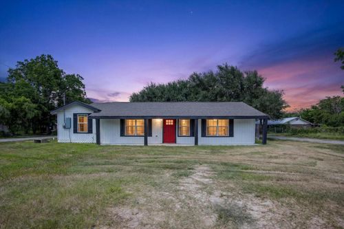 500 Shirley St, Eagle Lake, TX, 77434-2235 | Card Image