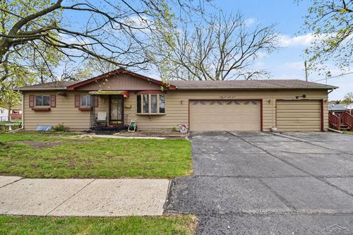 3727 Hanchett St, Saginaw, MI, 48604-2118 | Card Image