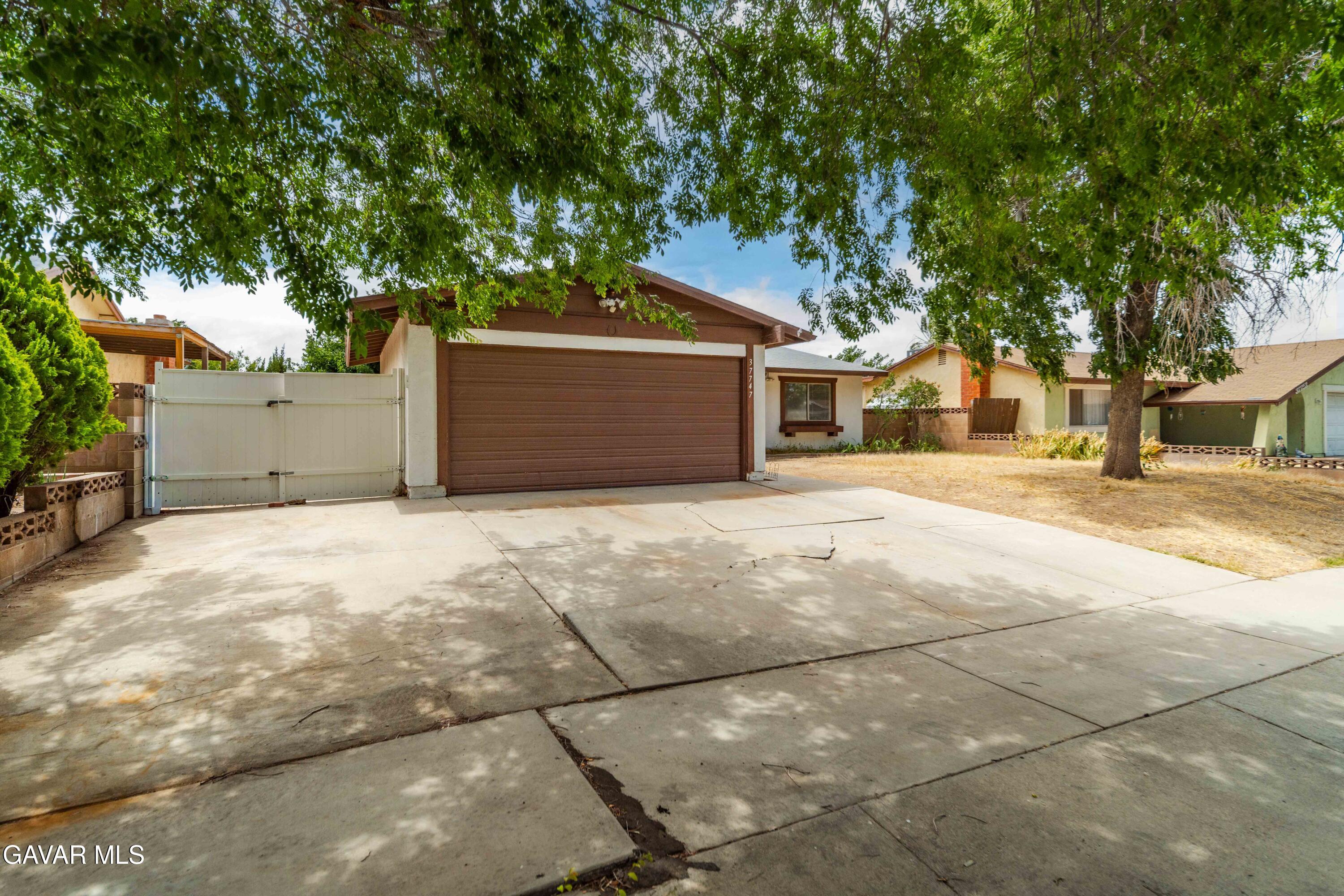Residential in Palmdale 3
