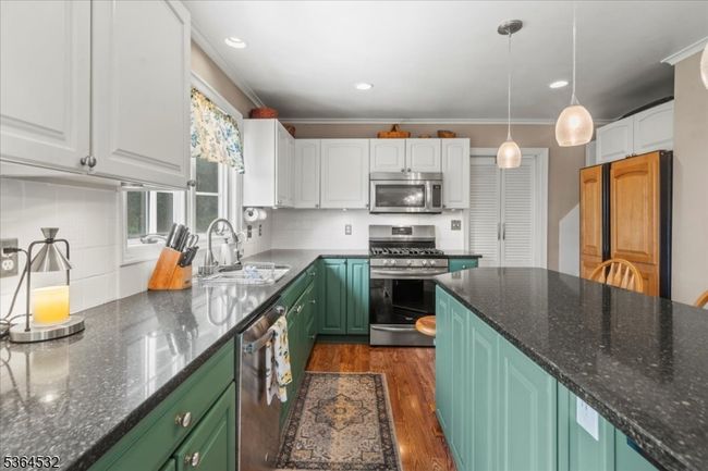 31 Somerville Rd, House other with 5 bedrooms, 3 bathrooms and null parking in Hewitt NJ | Image 10