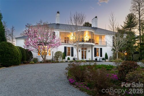 365 Sherwood Dr S, Flat Rock, NC, 28731-5519 | Card Image