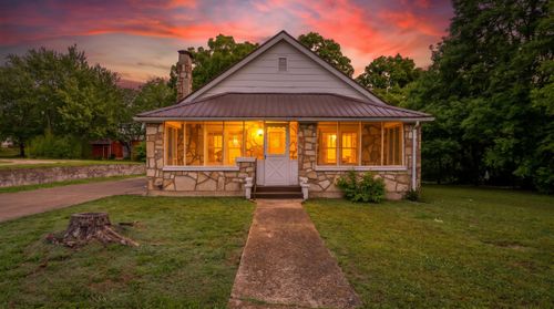 838 Chestnut Street, Thayer, MO, 65791 | Card Image