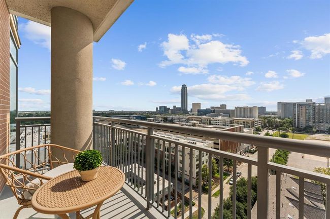 APT-1104 - 2207 Bancroft St, Condo with 2 bedrooms, 2 bathrooms and 2 parking in Houston TX | Image 21