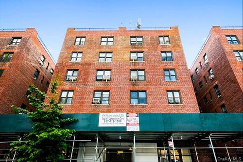 1e-420 W 206th St, New York, NY, 10034-3622 | Card Image