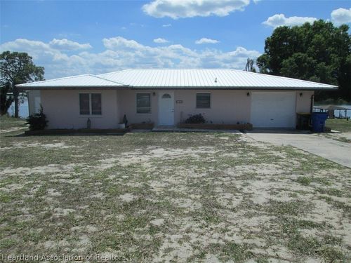 38 Lake Henry Dr, Lake Placid, FL, 33852-6000 | Card Image