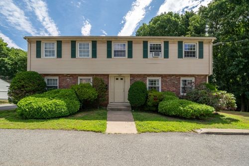 apt-d-107 Vernon St, Wakefield, MA, 01880-6303 | Card Image