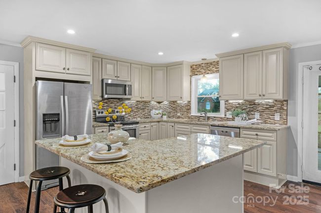 725 Plantation Rd, House other with 4 bedrooms, 2 bathrooms and null parking in Lancaster SC | Image 8