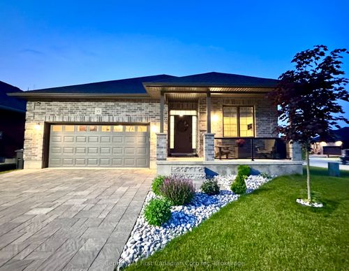 35-121 Robin Ridge Dr, Belmont, ON, N0L1B0 | Card Image