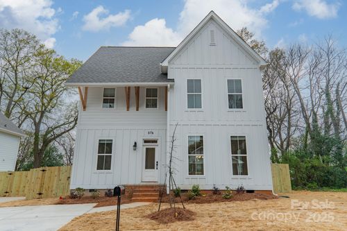 576 Reid St, Belmont, NC, 28012-3024 | Card Image