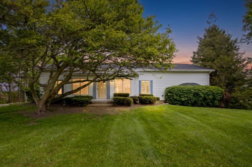 1864 Myers Rd, Shelby, OH, 44875-8829 | Card Image