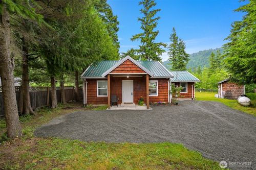 6258 Bellwood Dr, Maple Falls, WA, 98266-8249 | Card Image