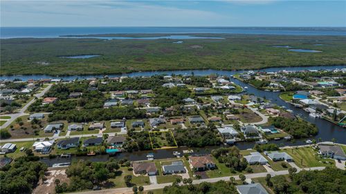 18546 Ashcroft Cir, PORT CHARLOTTE, FL, 33948-9605 | Card Image