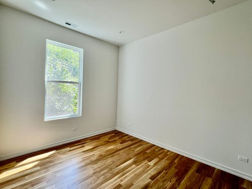 apt-2r-822 N Winchester Ave, Chicago, IL, 60622-6708 | Card Image