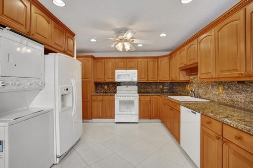 apt-203-1260 Nw 20th Ave, Delray Beach, FL, 33445-1474 | Card Image
