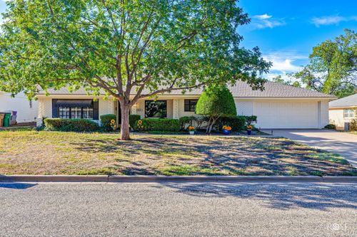 2923 Tanglewood Dr, San Angelo, TX, 76904-6137 | Card Image