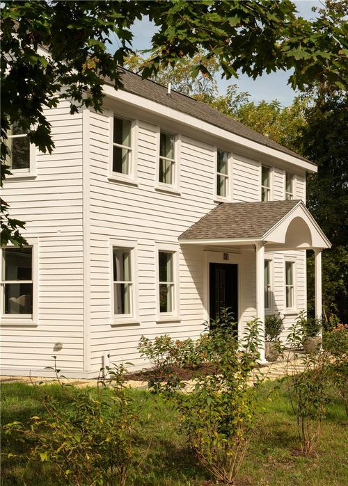 571 Church Ave, Germantown, NY, 12526-5714 | Card Image