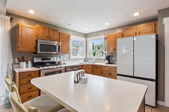 2776 E Lapoint Dr, House other with 3 bedrooms, 4 bathrooms and null parking in Milford IN | Image 11