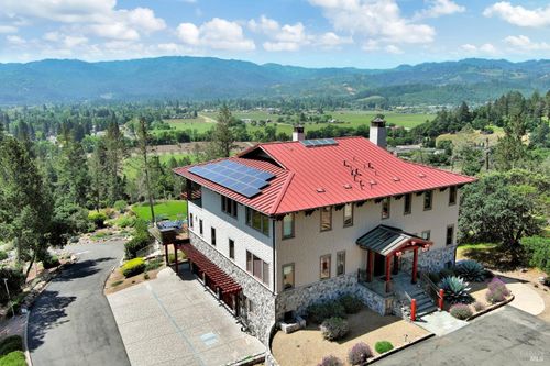 550 Meadowood Ln, Saint Helena, CA, 94574-9643 | Card Image