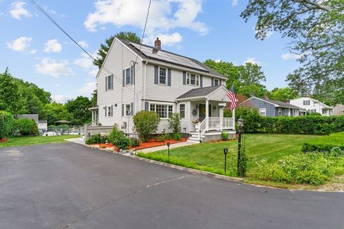 10 Clinton St, Hopkinton, MA, 01748-1906 | Card Image