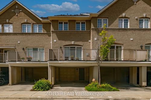 26-23 Observatory Lane, Richmond Hill, ON, L4C0M7 | Card Image