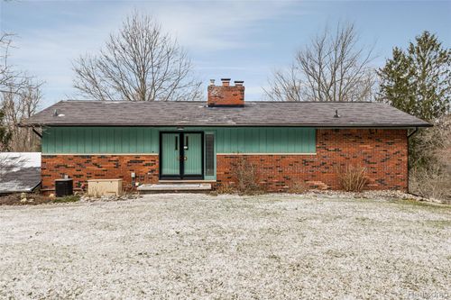 9801 Gibbs Rd, Clarkston, MI, 48348-1509 | Card Image