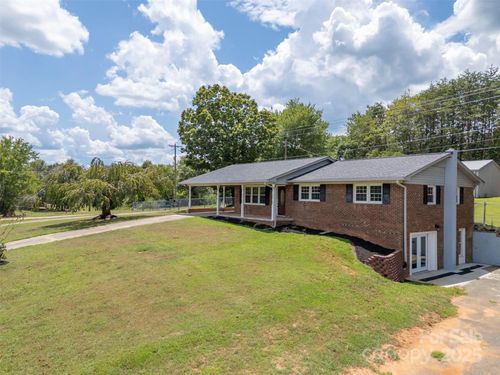258 Jack Mckinney Rd, Forest City, NC, 28043-7401 | Card Image