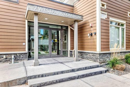 108-7 Westpark Common Sw, Calgary, AB, T3H0Y4 | Card Image