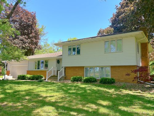5 N Acres Dr, Streator, IL, 61364-9304 | Card Image