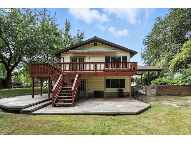 1425 Se 9 Th St, House other with 6 bedrooms, 3 bathrooms and null parking in Gresham OR | Image 33