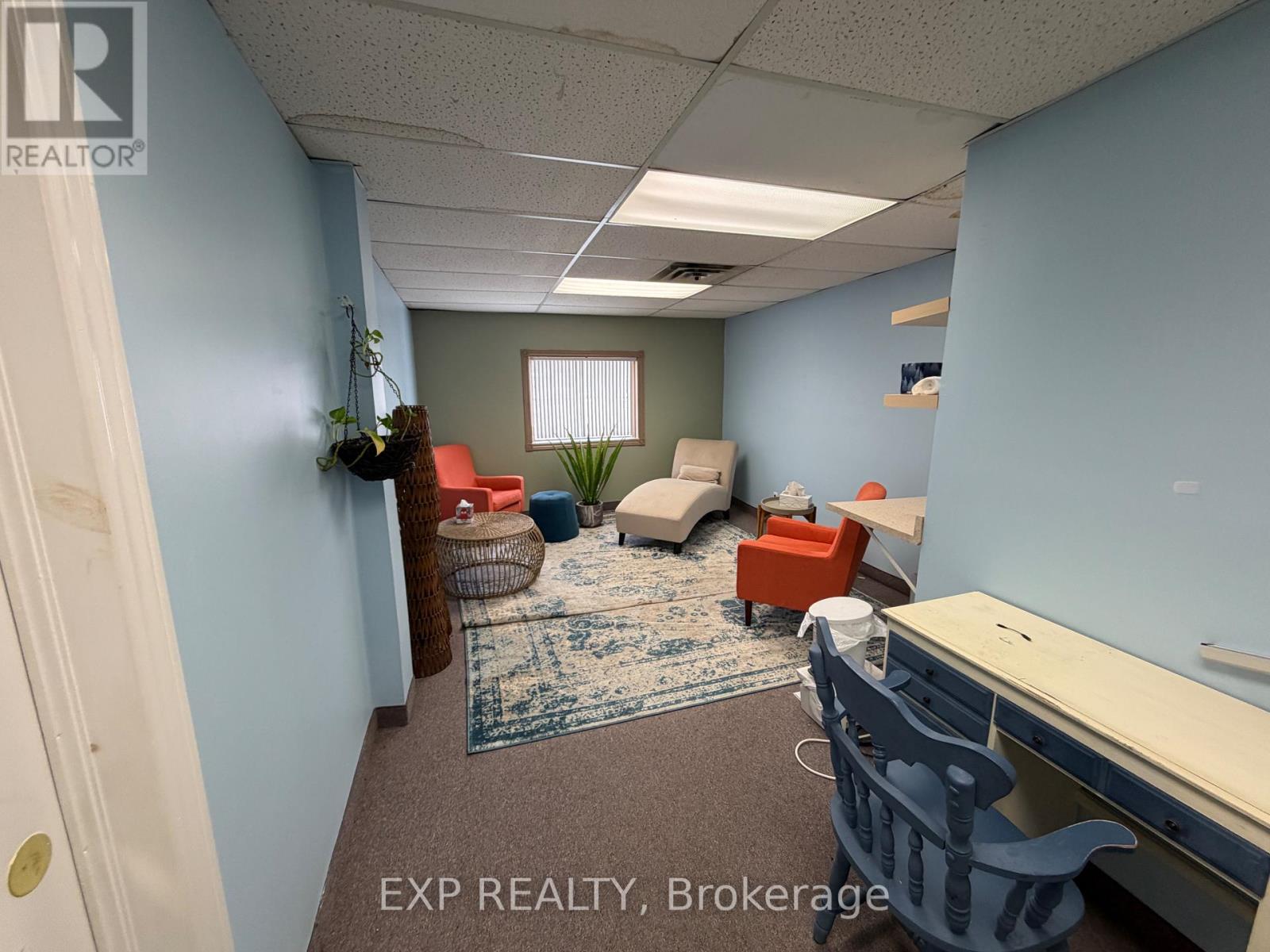 Commercial Lease in Orangeville 2