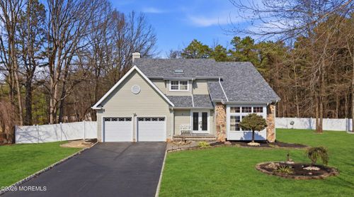 5 Dan Ct, Old Bridge, NJ, 08857-2936 | Card Image