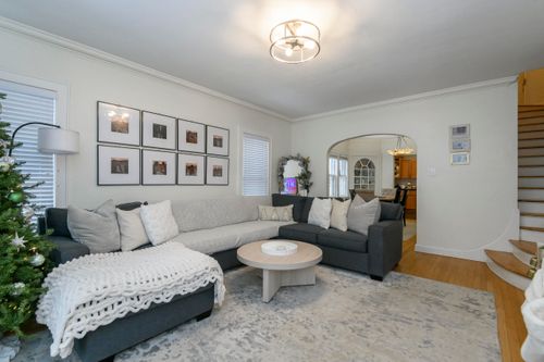 4111 N Woodburn St, Shorewood, WI, 53211-1837 | Card Image