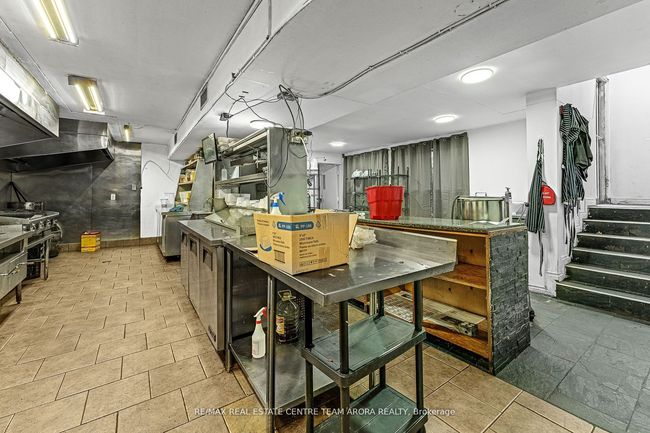 2440 University Ave W, Home with 0 bedrooms, 0 bathrooms and null parking in Windsor ON | Image 14