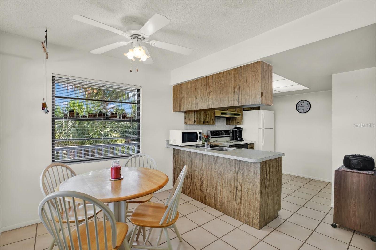 Residential in HOLMES BEACH 5