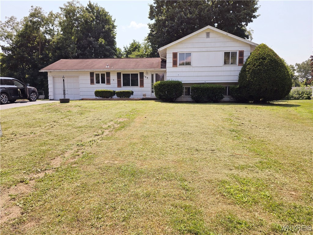 Fox Chapel Rd, Henrietta, NY 14467