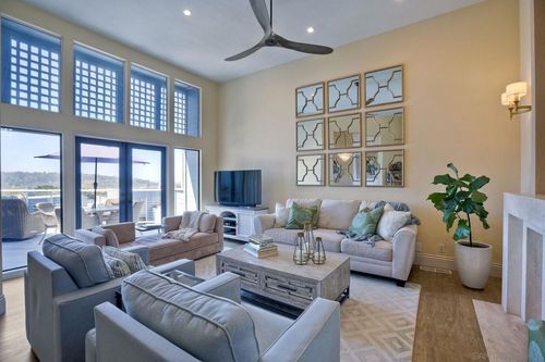 1043 Freedom Ct, Del Mar, CA, 92014 | Card Image
