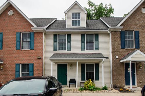 9253 Travellers Ct, New Market, VA, 22844-3116 | Card Image