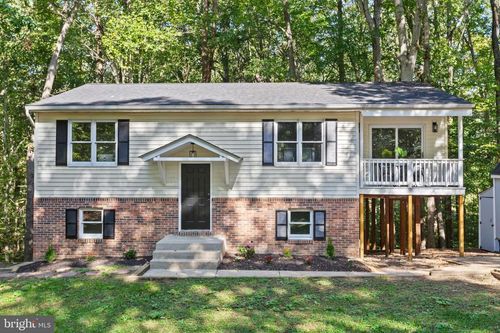 8520 Pine Blvd, LUSBY, MD, 20657-4319 | Card Image