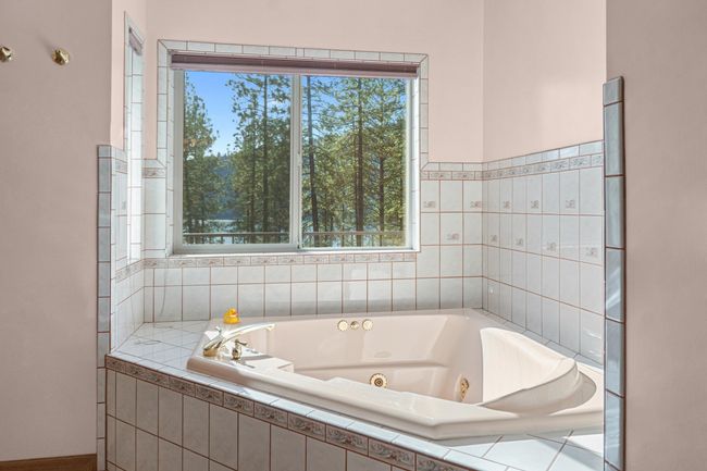 2372 Eagle River Way, House other with 3 bedrooms, 3 bathrooms and null parking in Kettle Falls WA | Image 22