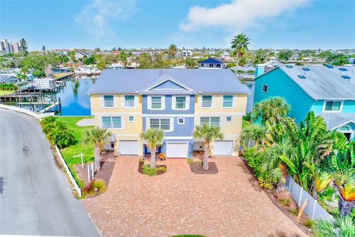 apt-2-100 Windrush Blvd, Indian Rocks Beach, FL, 33785-2999 | Card Image
