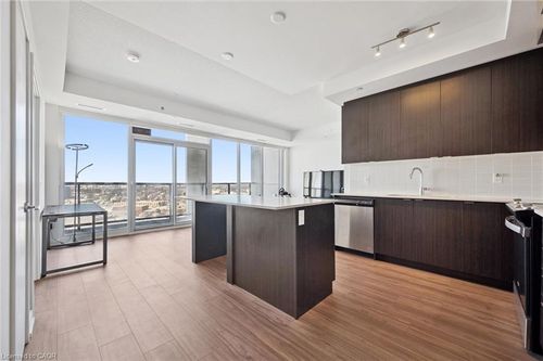 1910-55 Duke St W, Kitchener, ON, N2H0C9 | Card Image