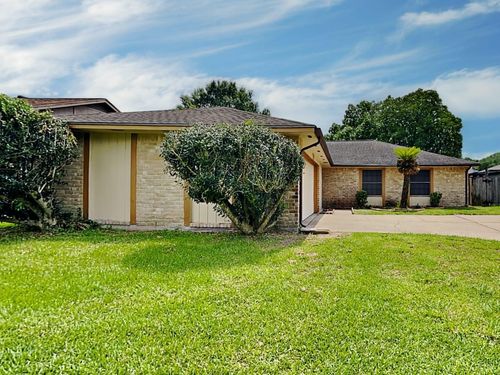 2818 Mayflower Landing Ct, Webster, TX, 77598-3310 | Card Image