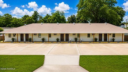 17-314 Deare St, New Iberia, LA, 70560-5077 | Card Image