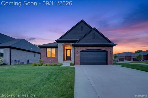 12891 Preston Pointe Dr, Utica, MI, 48315-4380 | Card Image