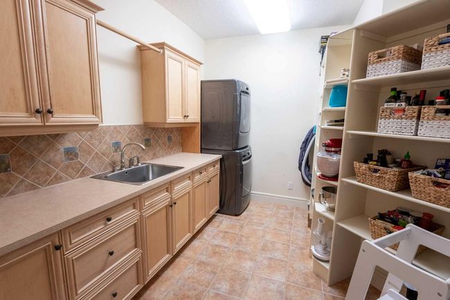51 Country Lane Terr, House other with 5 bedrooms, 5 bathrooms and null parking in Calgary AB | Image 26