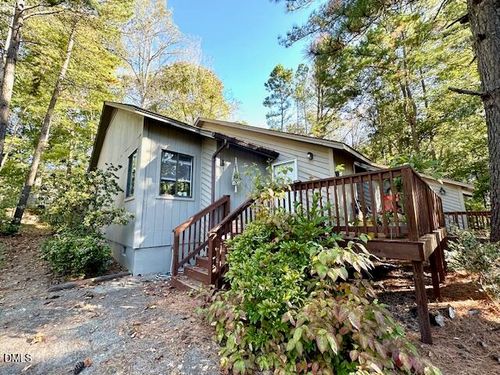 aandb-9 Carson Cir, Durham, NC, 27705-6414 | Card Image