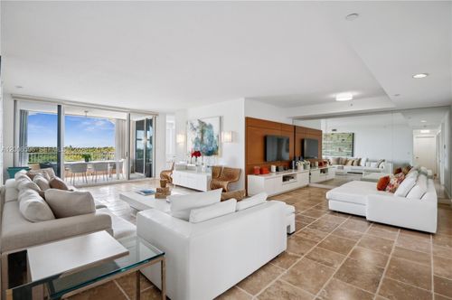 ph10-747 Crandon Blvd, Key Biscayne, FL, 33149-2594 | Card Image